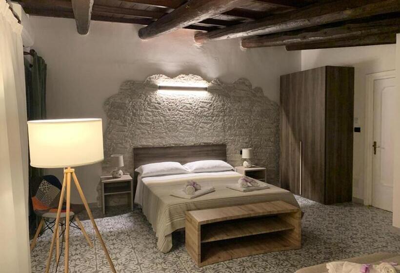 디럭스 룸 킹사이즈 침대, Villa Anna Guesthouse