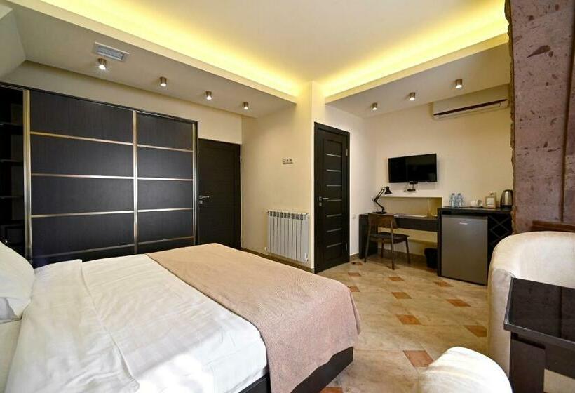 스탠다드 룸, Skyline Hotel Yerevan