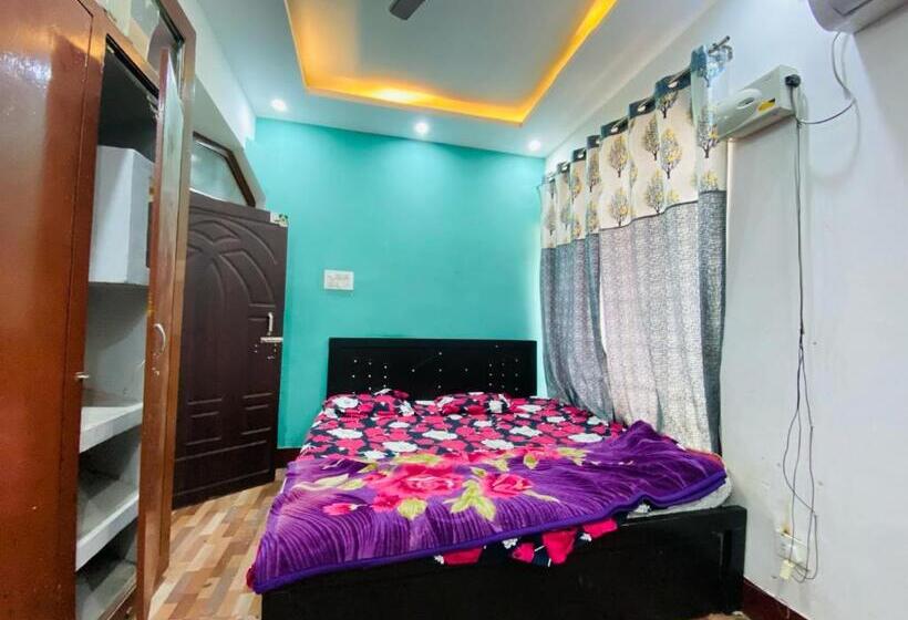 三人经典房间, Flagship Prayag Villa