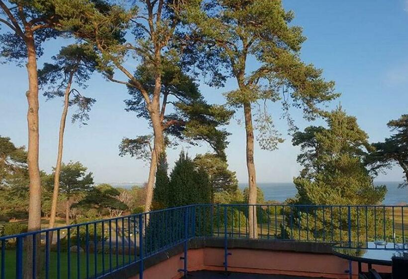 海景标准间带阳台, Knoll House