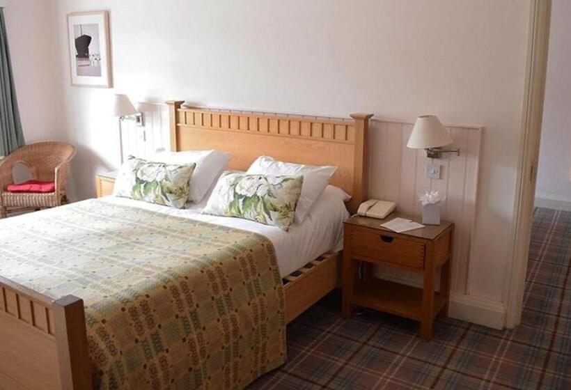 带2个卧室的套房, Knoll House