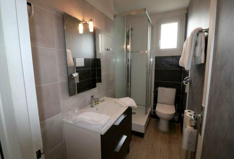 标准间, L'auberge De Lugos