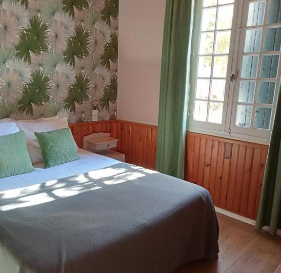 Номер Economy, L'auberge De Lugos