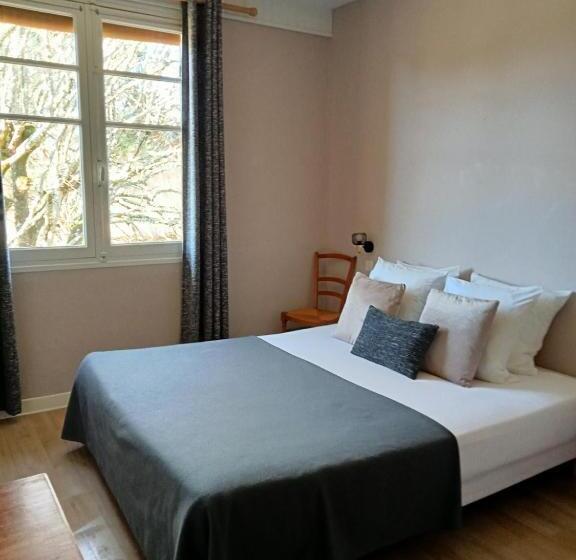 Номер Стандарт Трехместный, L'auberge De Lugos