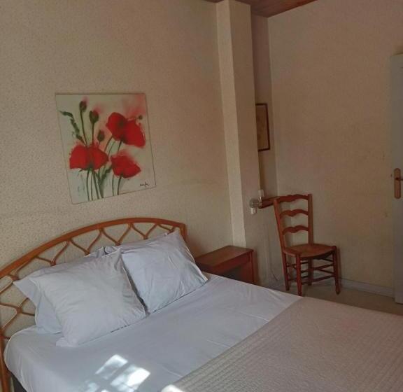 标准间, L'auberge De Lugos