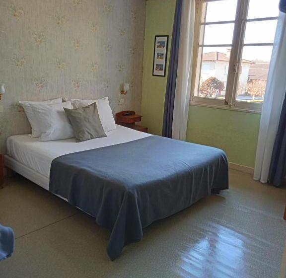 Номер Стандарт Трехместный, L'auberge De Lugos