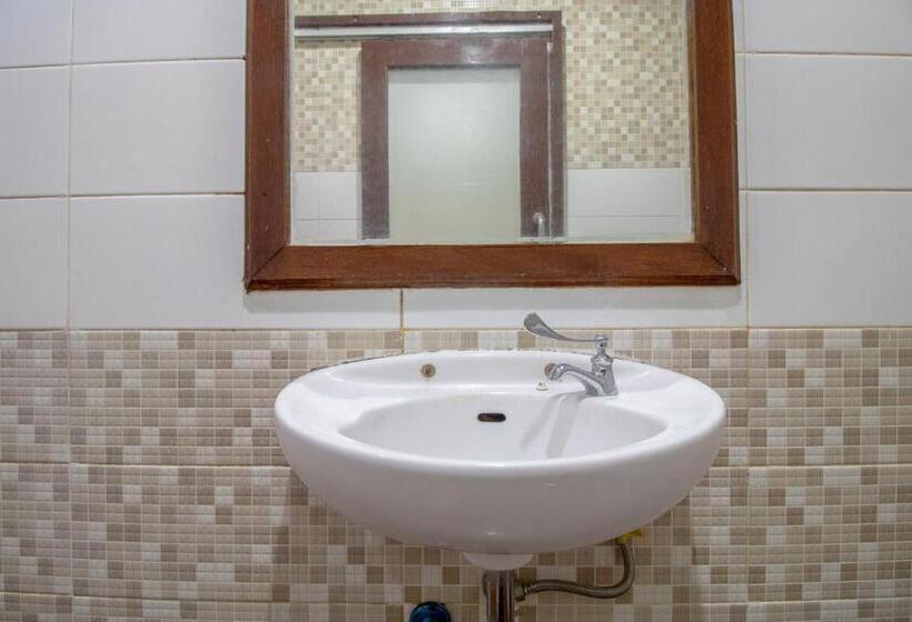 חדר דלוקס, Flagship 2688 Guntur