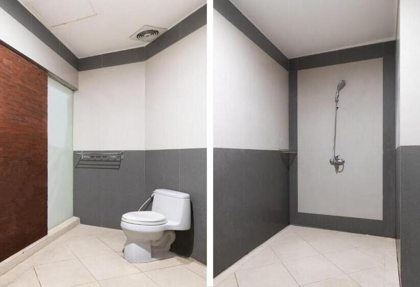 סוויטה משפחתית, Flagship 2688 Guntur