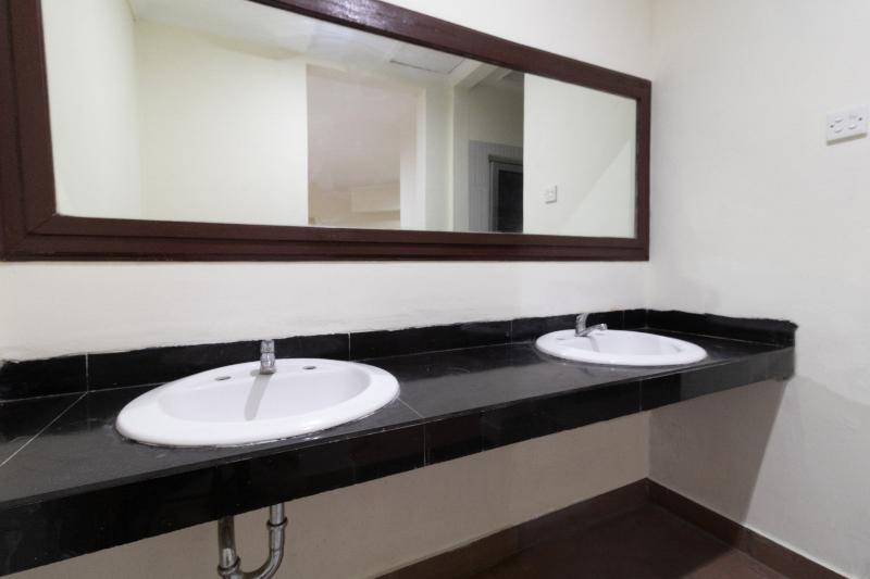 חדר משפחתי דלוקס, Flagship 2688 Guntur