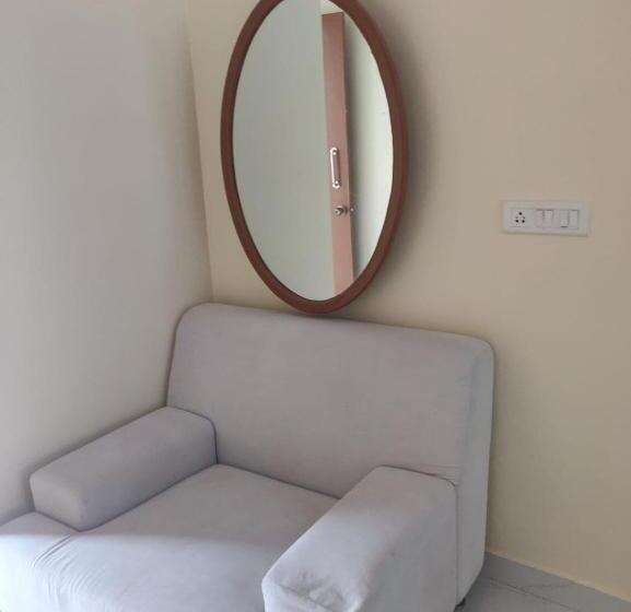 חדר דלוקס לארבעה, Airport Residency Bangalore