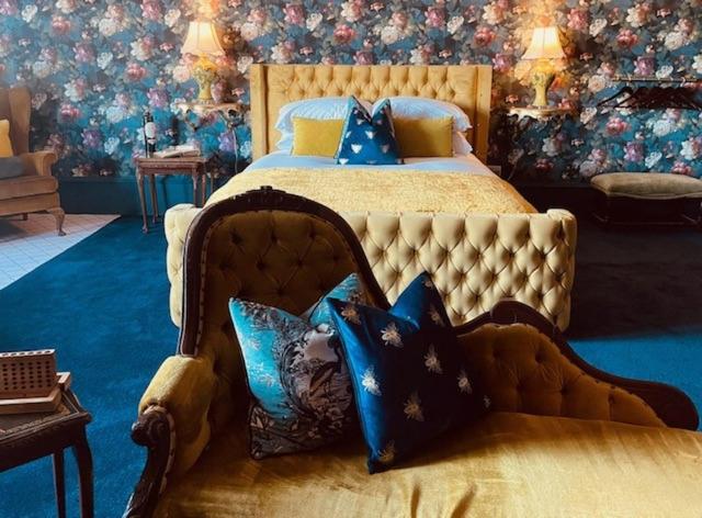 Номер Deluxe Кровать Кинг, The Tgl Suites