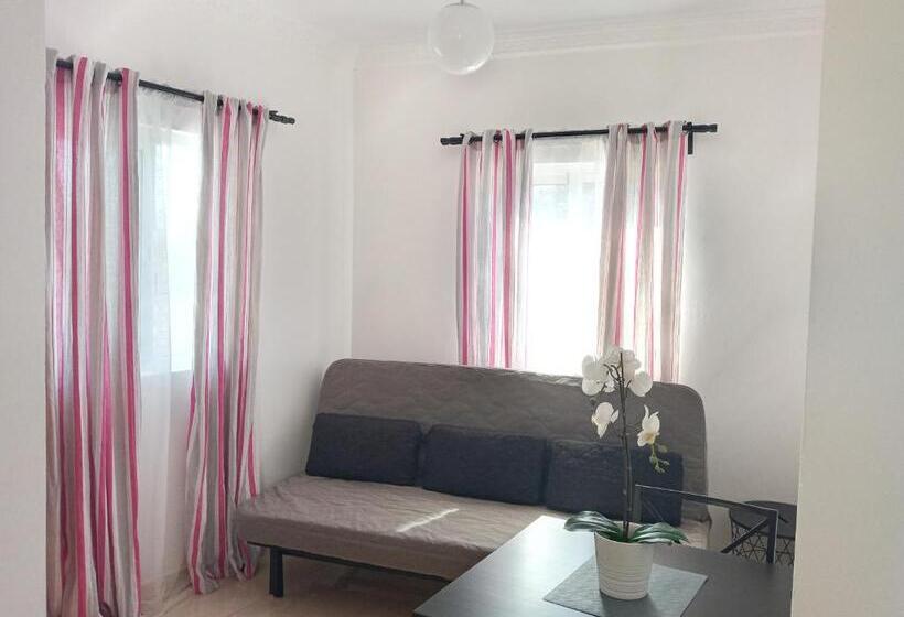 Апартаменты 1 Спальня, The Beach House One