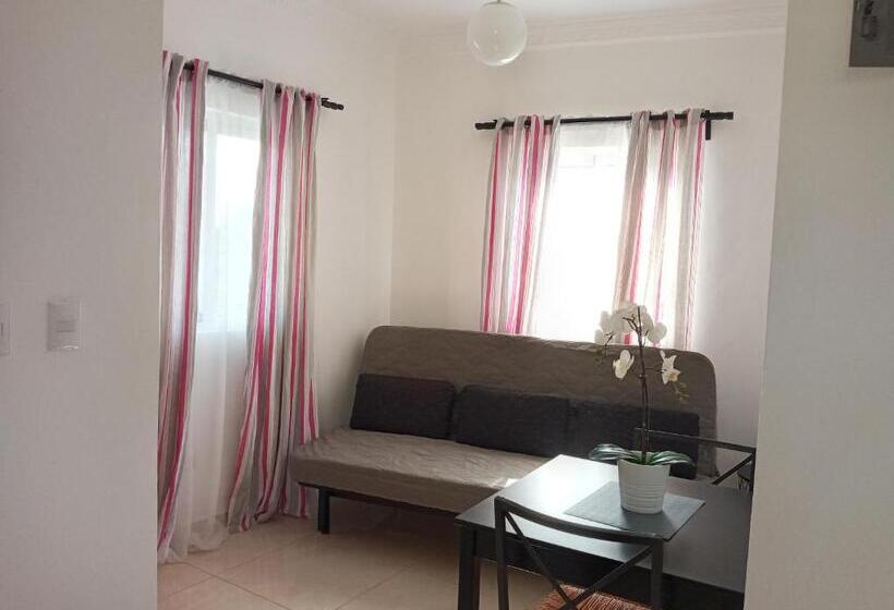 Апартаменты 1 Спальня, The Beach House One