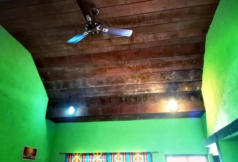 اتاق استاندارد با چشم‌انداز دریا, Scorpion Hill Lodge