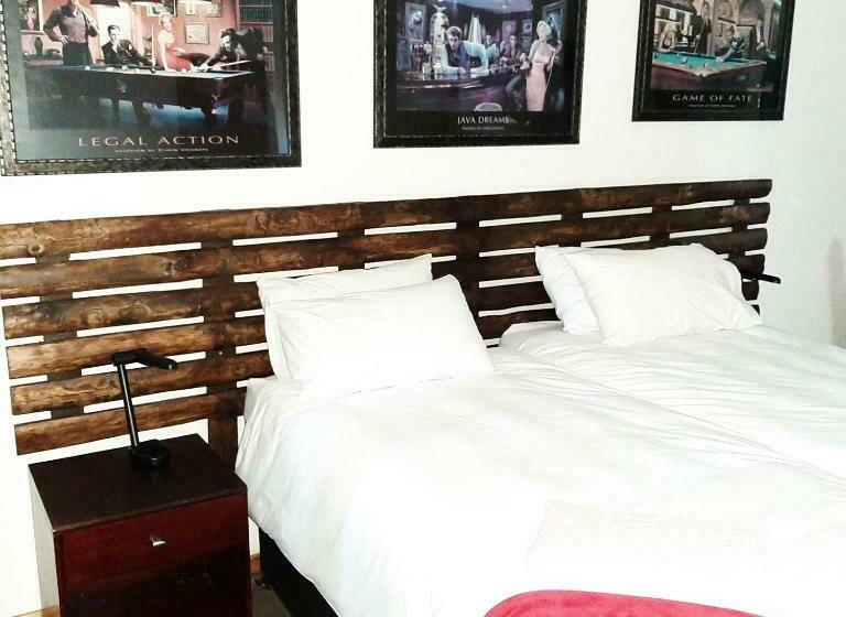 Номер Стандарт, Wayside Lodge