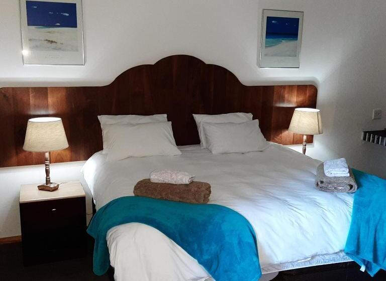 Номер Стандарт, Wayside Lodge