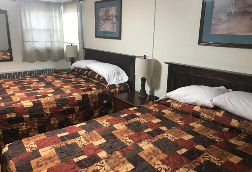 デラックスルーム, Evergreen Motel
