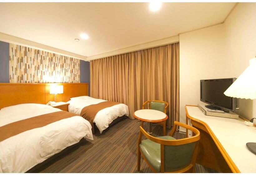 Номер Стандарт, Hyperinn Takamatsu Ekimae