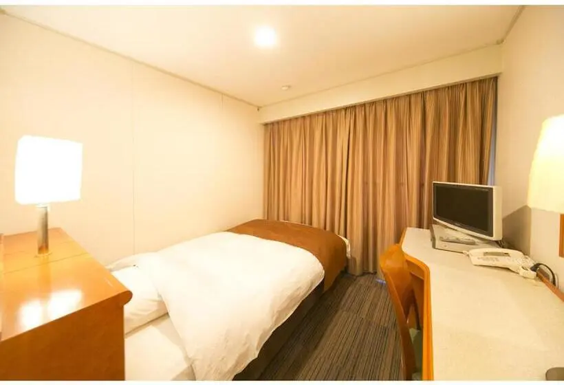 Economy Yhden Hengen Huone, Hyperinn Takamatsu Ekimae