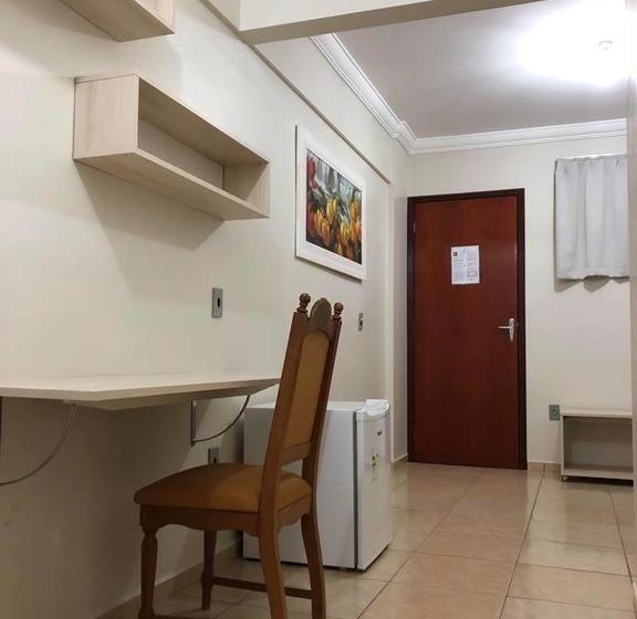 标准间, Ricardi Express