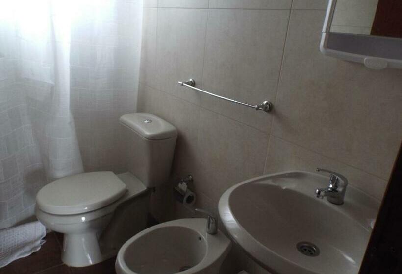 بنجلو عائلى, El Remanso De Almiron