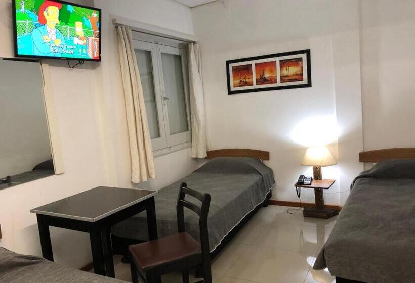 اتاق استاندارد چهار تخته, Park Center