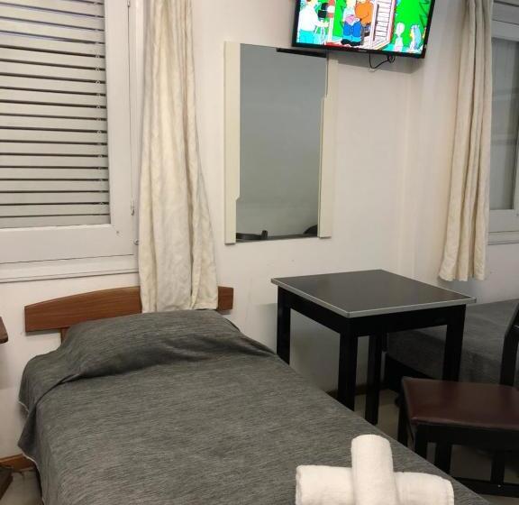 اتاق استاندارد چهار تخته, Park Center