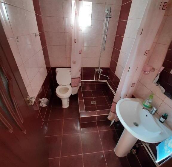 디럭스 룸, Anna B&b