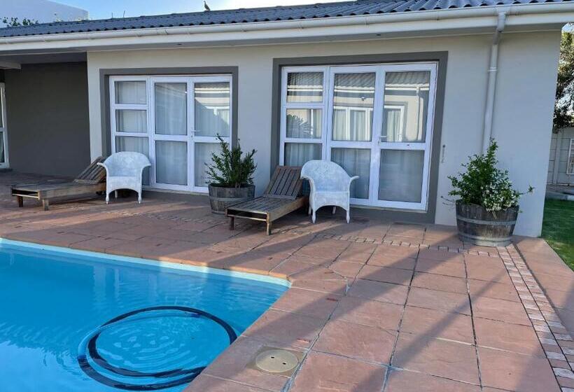 خانه 1 خوابه, Bird's View