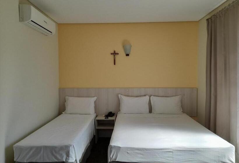 标准三人间, Ceic Pousada E Eventos