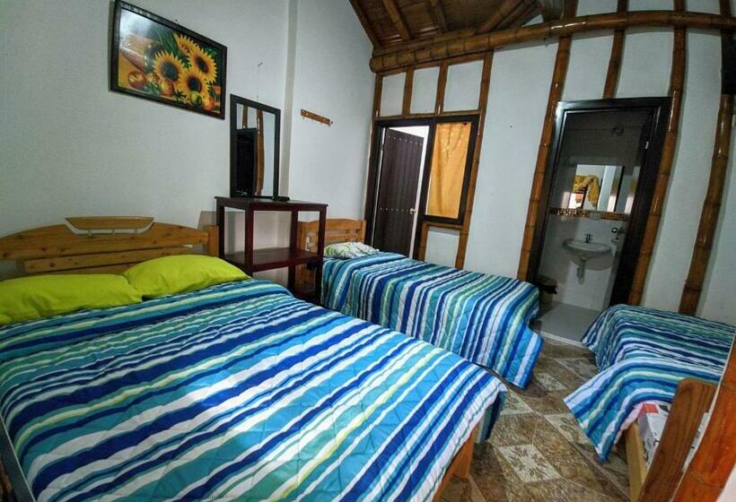 スタンダードトリプルルーム, Hospedaje El Jardín