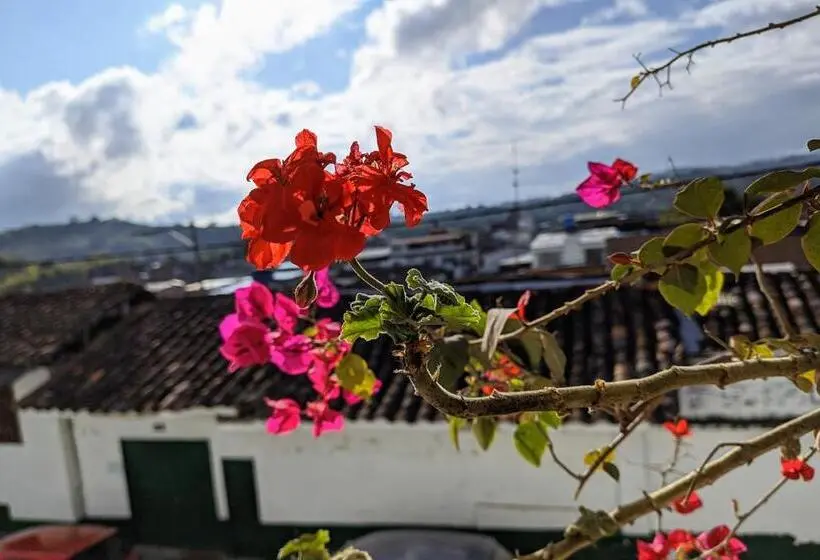 バルコニー付きスタンダードルーム, Hospedaje El Jardín