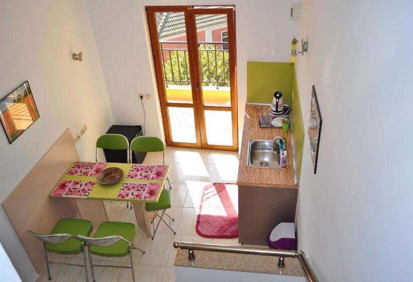 프리미엄 4인룸, Family Hotel Daf