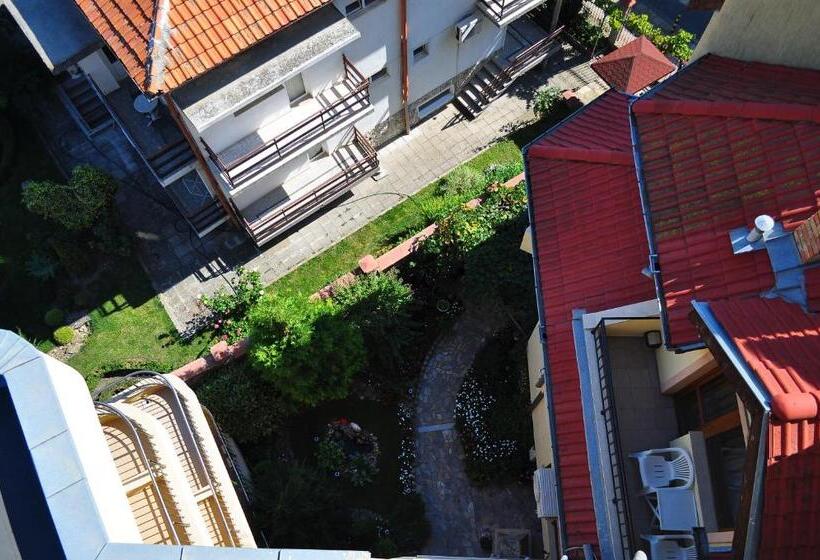 프리미엄 4인룸, Family Hotel Daf