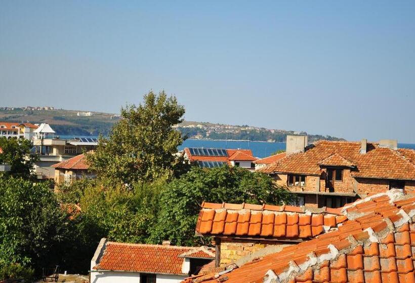 غرفة قياسية, Family Hotel Daf
