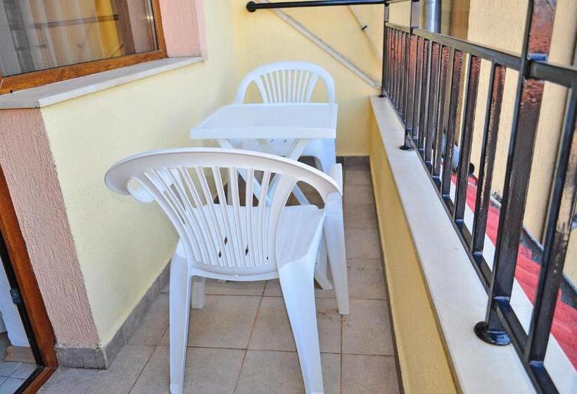 스탠다드 룸, Family Hotel Daf