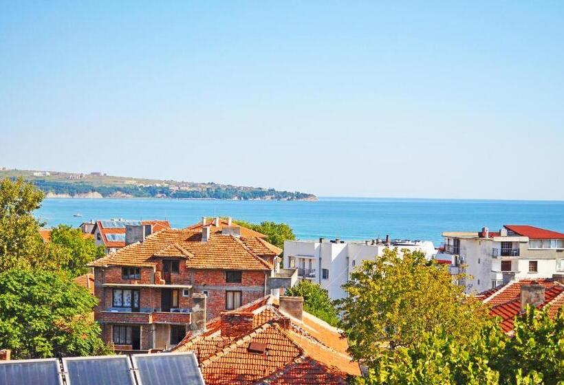 스탠다드 스튜디오 바다 전망, Family Hotel Daf