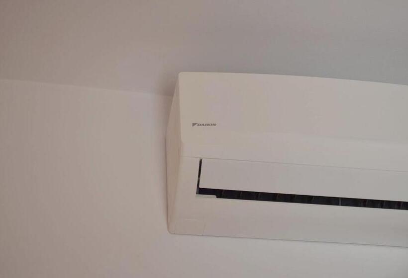 디럭스 룸, Family Hotel Daf