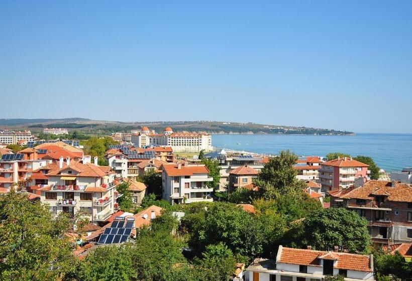 프리미엄 4인룸, Family Hotel Daf