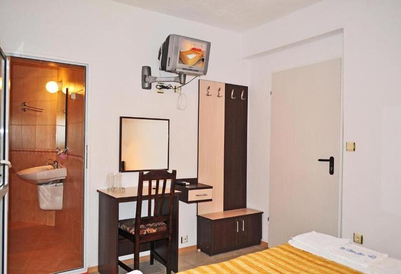 스탠다드 룸, Family Hotel Daf