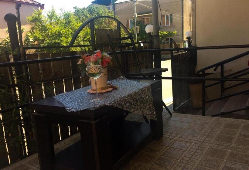 اتاق استاندارد, Guest House Gelit