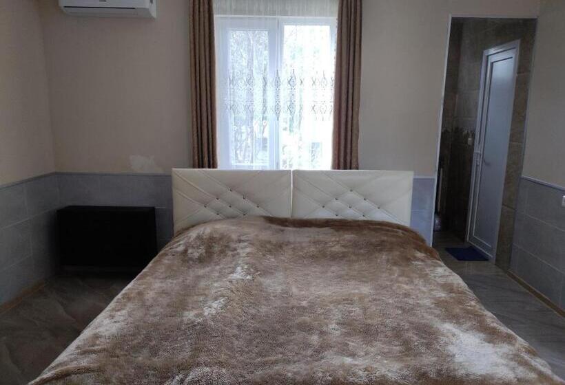 اتاق لوکس, Guest House Koba