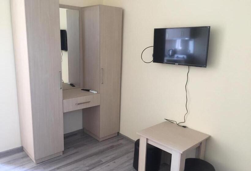 اتاق استاندارد با تراس, Guest House Koba