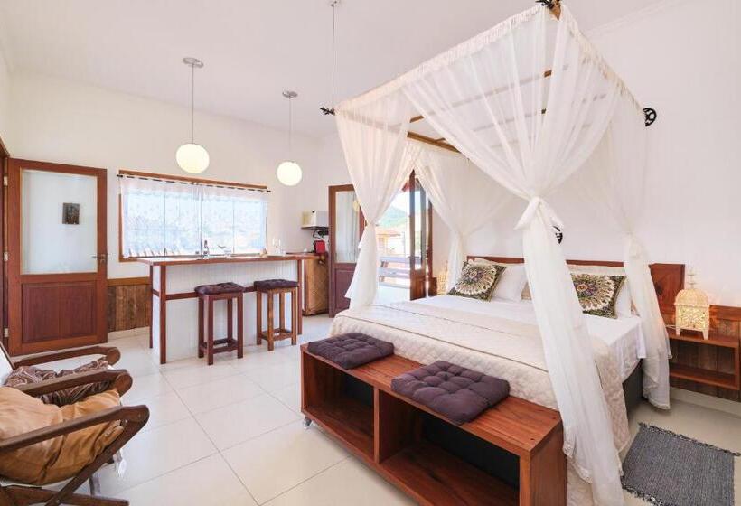 Superior suite with balcony, Pousada Ubatuba Flats