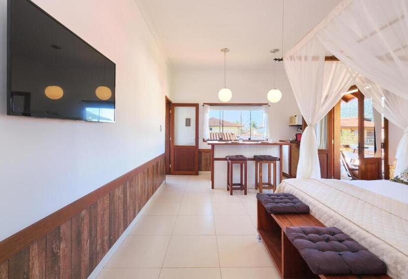 Superior suite with balcony, Pousada Ubatuba Flats