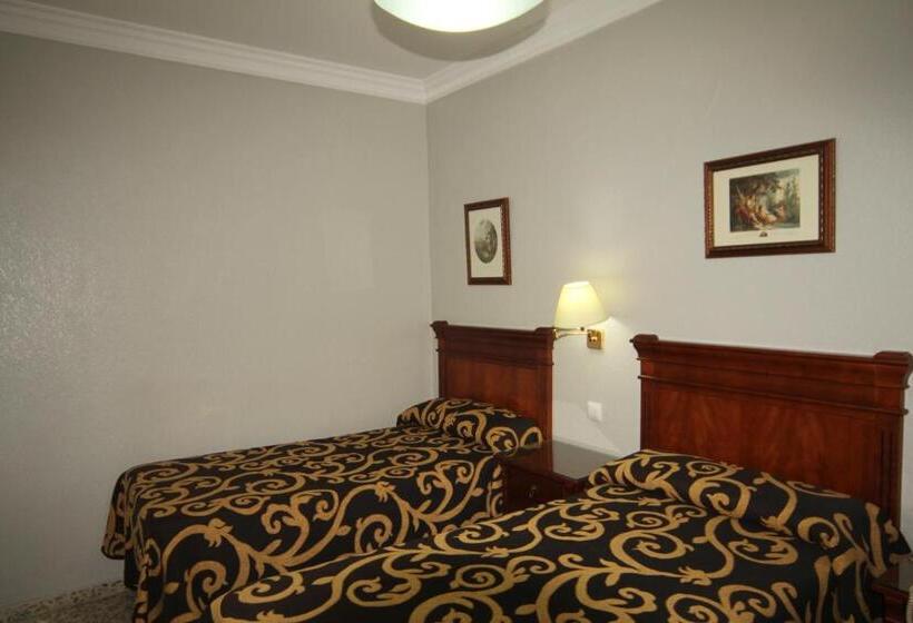اتاق استاندارد, Hostal Roma