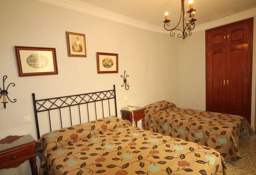 اتاق استاندارد, Hostal Roma