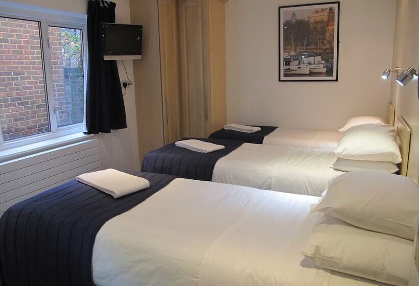 스탠다드 트리플 룸, Alhambra