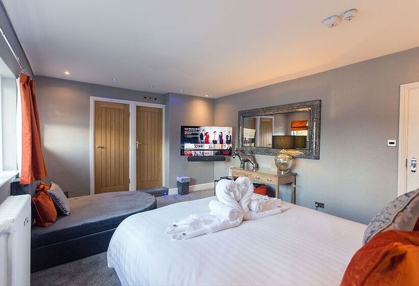 חדר דלוקס, Aphrodites Group