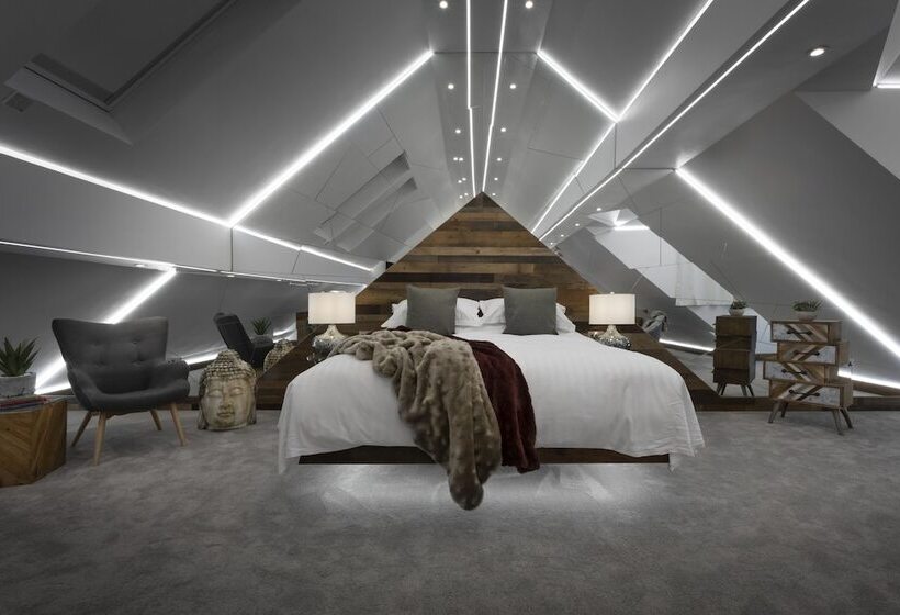 Номер Deluxe, Aphrodites Group